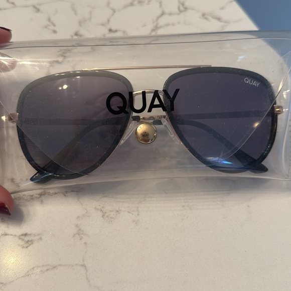 Quay aviator sunglasses - Picture 4 of 4